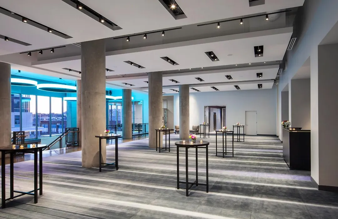 Aloft By Marriott Boston Seaport District-1
