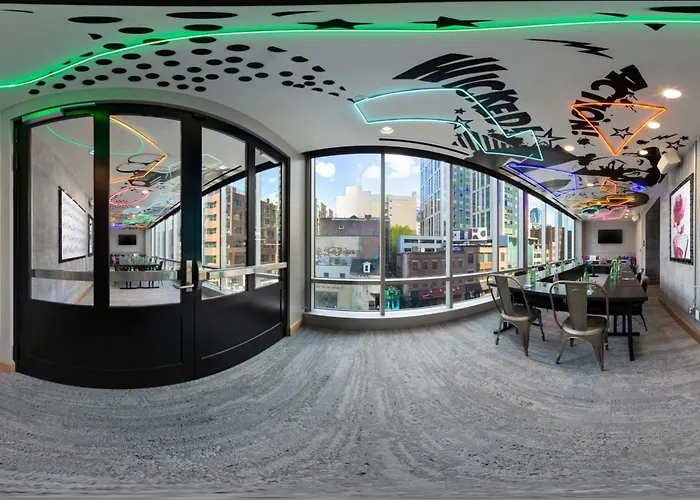 Moxy Boston Downtown Hotel